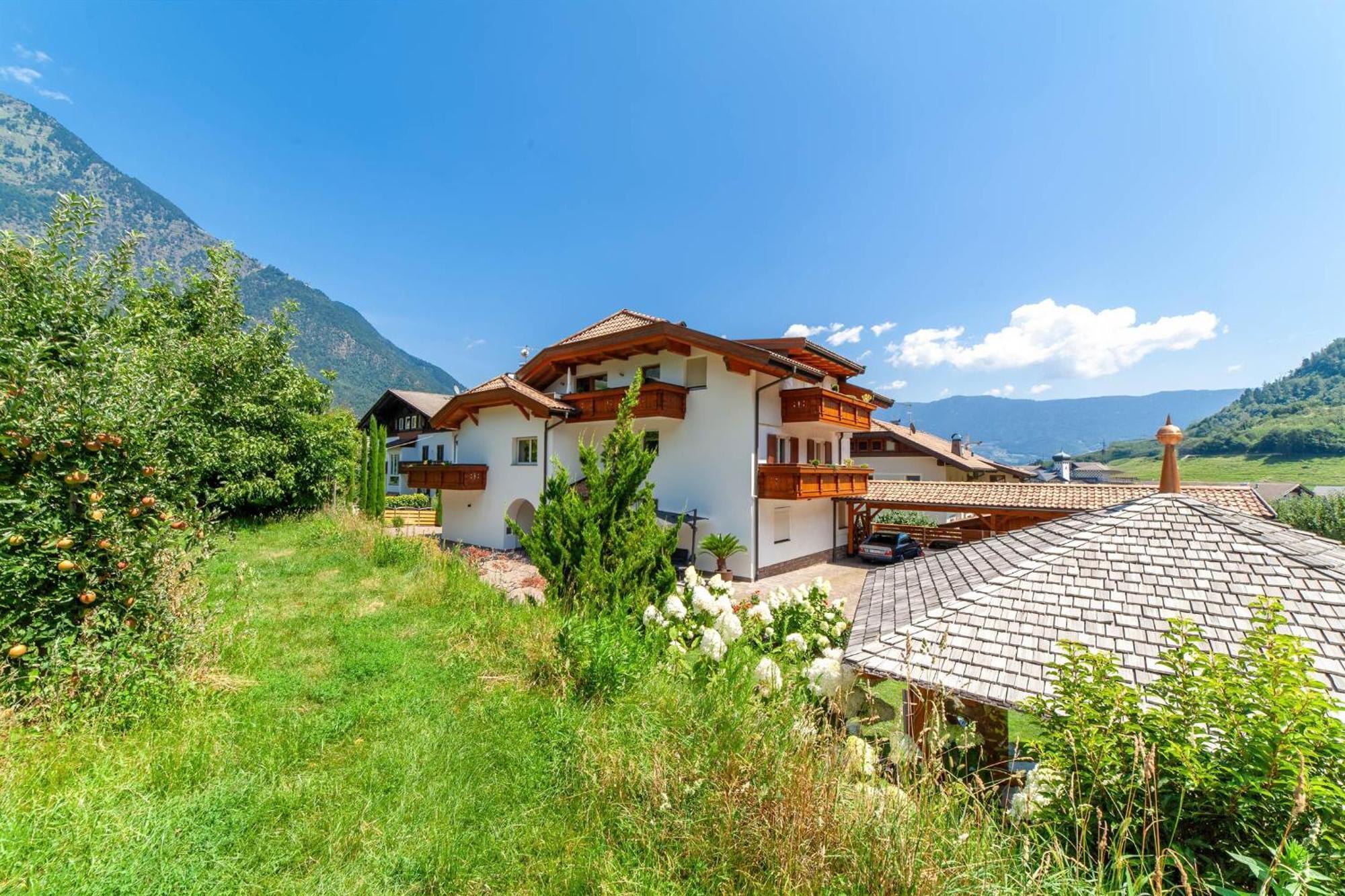 Appartementhaus Tratter Lagundo Exteriér fotografie